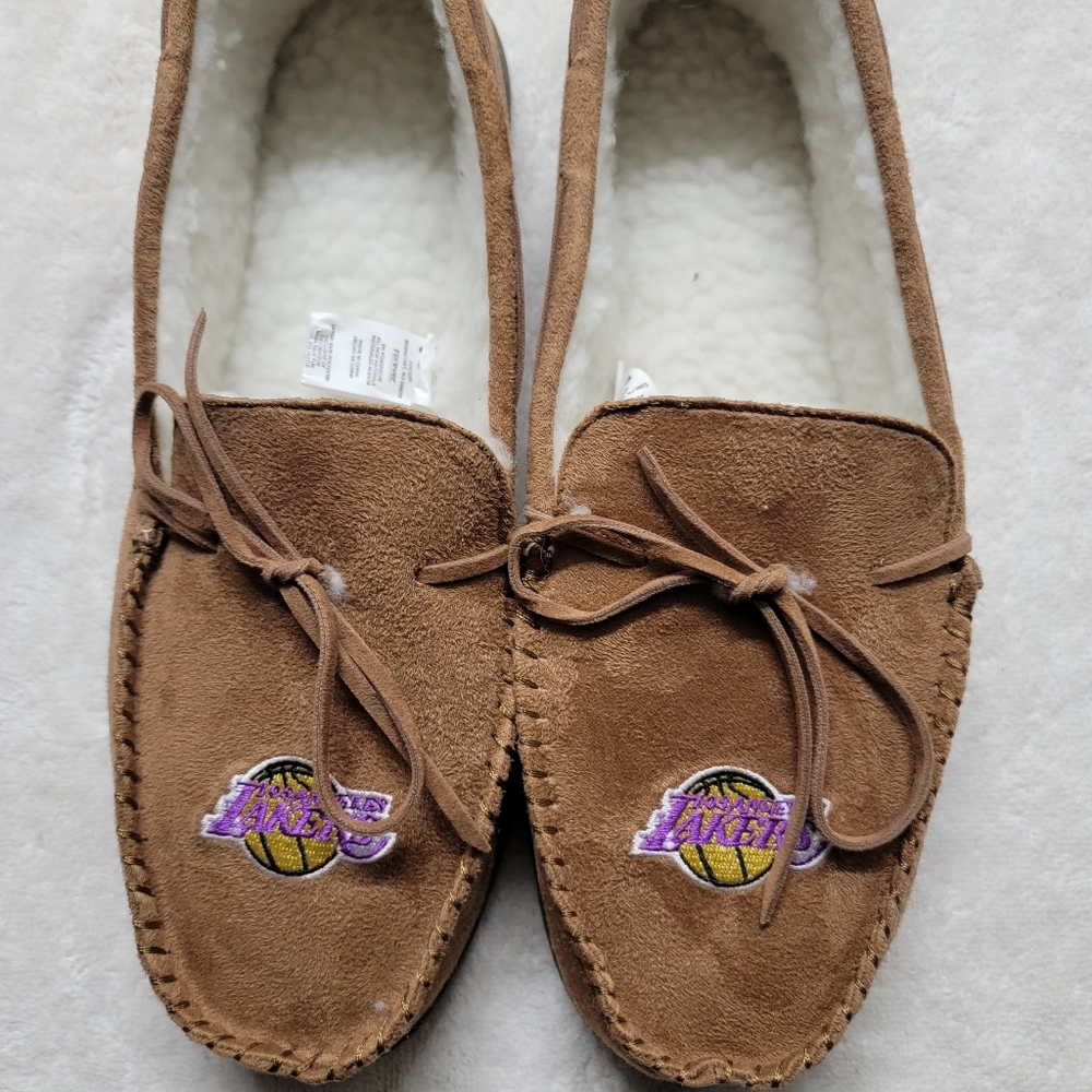 Moccasins Lakers